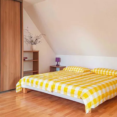 Stunning In * 格里兹鲍